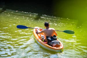 What To Wear When Kayaking In Hot Weather